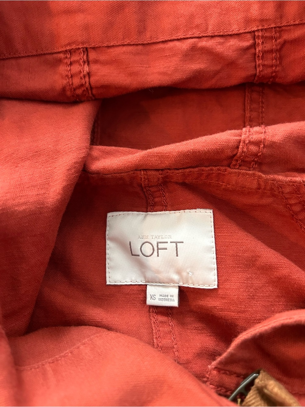 LOFT Lightweight Hooded Barn Jacket in Coral. Size XS - Picture 10 of 12
